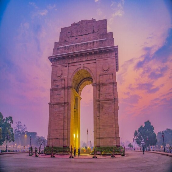 Delhi: Full-Day Sightseeing Tour w/ Private Guide & Transfer