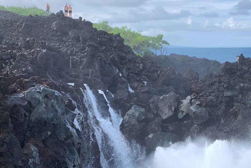 Secret Jungle Tide Pool Short Hike (Private)