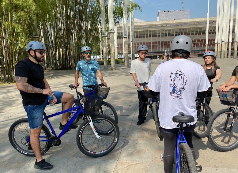 Picture 3 for Activity Bike Tour Medellin with Snacks and Local Beer