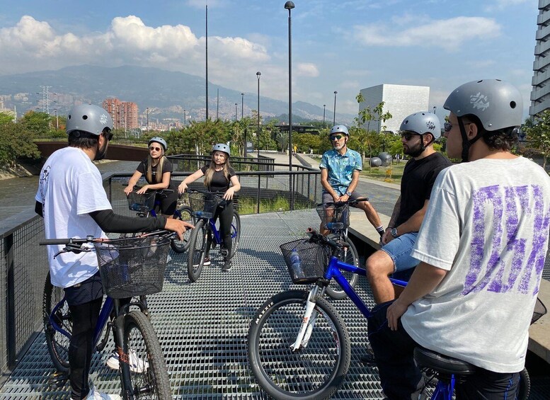 Picture 1 for Activity Bike Tour Medellin with Snacks and Local Beer