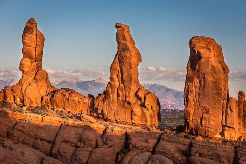 Sunset Arches National Park Pavement Sights with easy walks