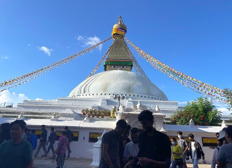 Kathmandu Chitwan Pokhara Tour