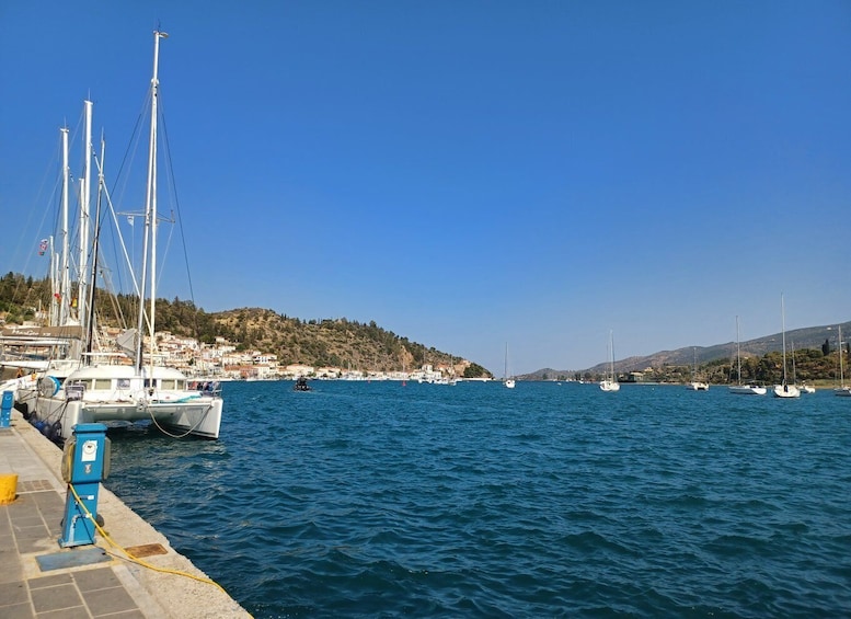 Lefkas Marina: Ionian Island Hopping Sailing Tour 1 Week