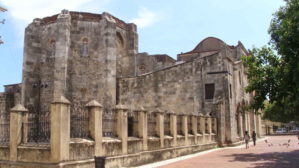 Picture 1 for Activity From Santo Domingo: Full day Historical Tour with Lunch