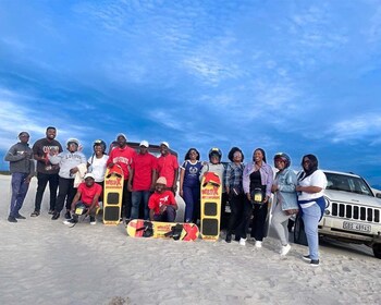 KOTA TANJUNG: BERSELANCAR DI ATAS PASIR DI BUKIT PASIR ATLANTIS DENGAN WILD...