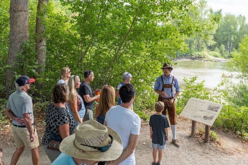 Historical Walking Tour in Leavenworth