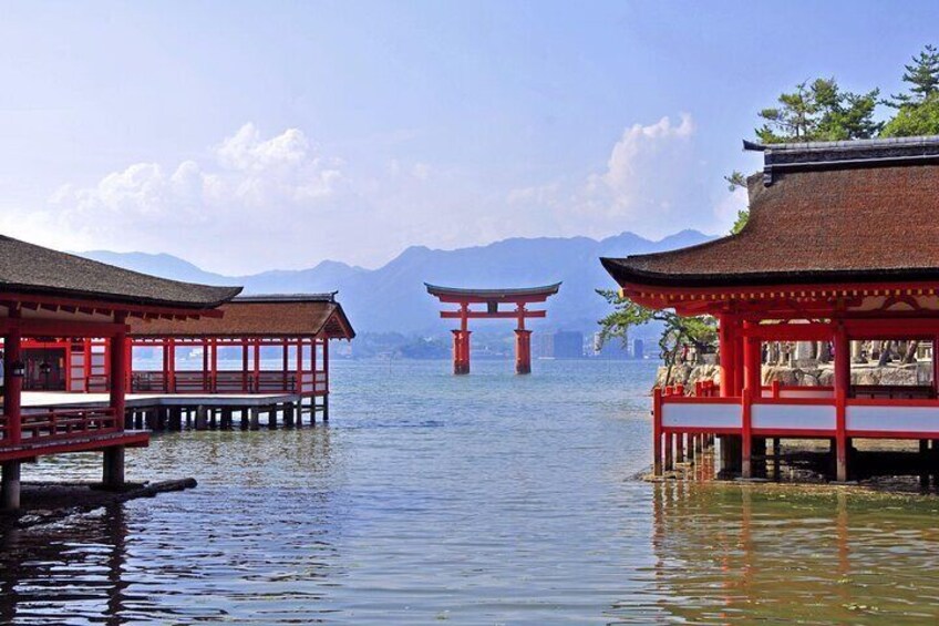 Full Day Bus Tour in Hiroshima and Miyajima