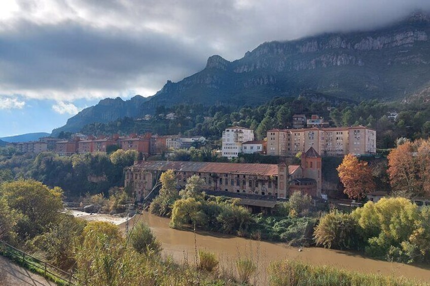 5-Hour Private Tour in Montserrat