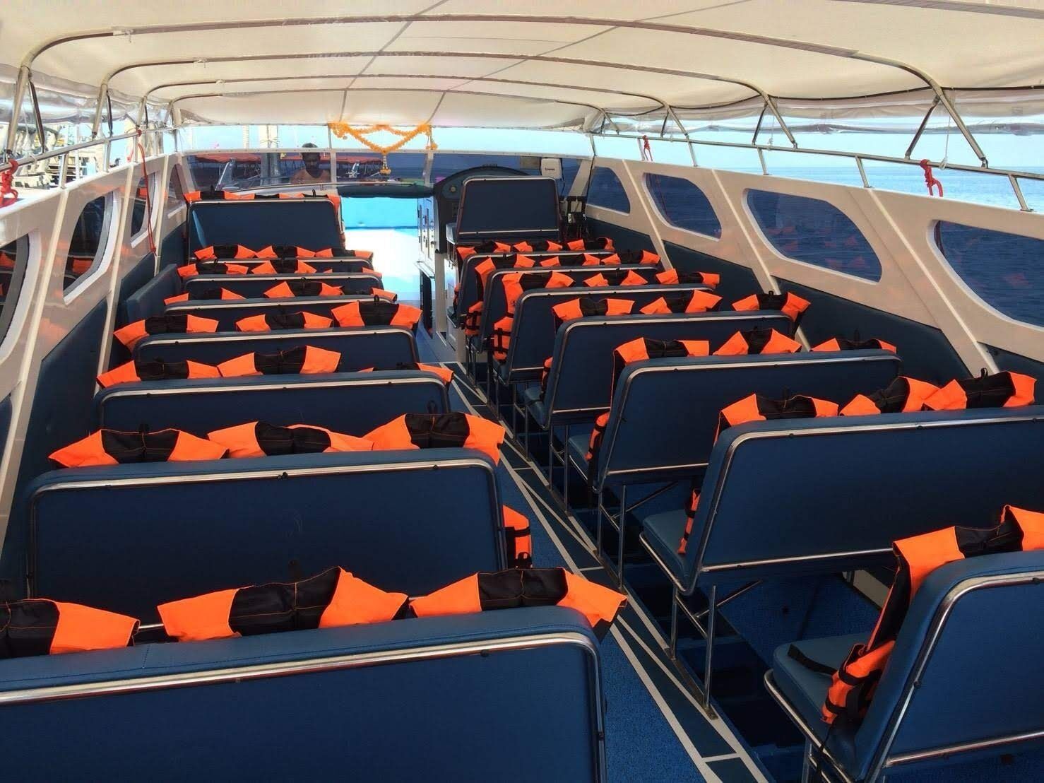 Travel from Koh Bulone to Koh Phi Phi by Satun Pakbara Speed Boat