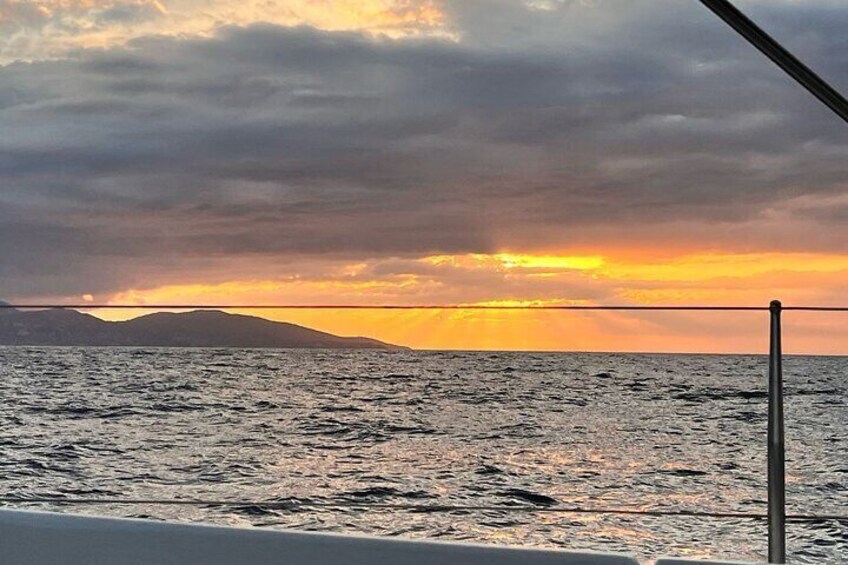 Private luxury Escape Sailing, Snorkel and Lunch Cruise