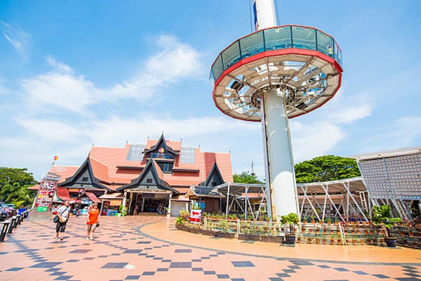 Malaysia: Taming Sari Tower Entry Ticket