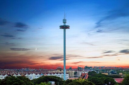 Melaka: Descubre impresionantes vistas desde la Torre Menara Taming Sari