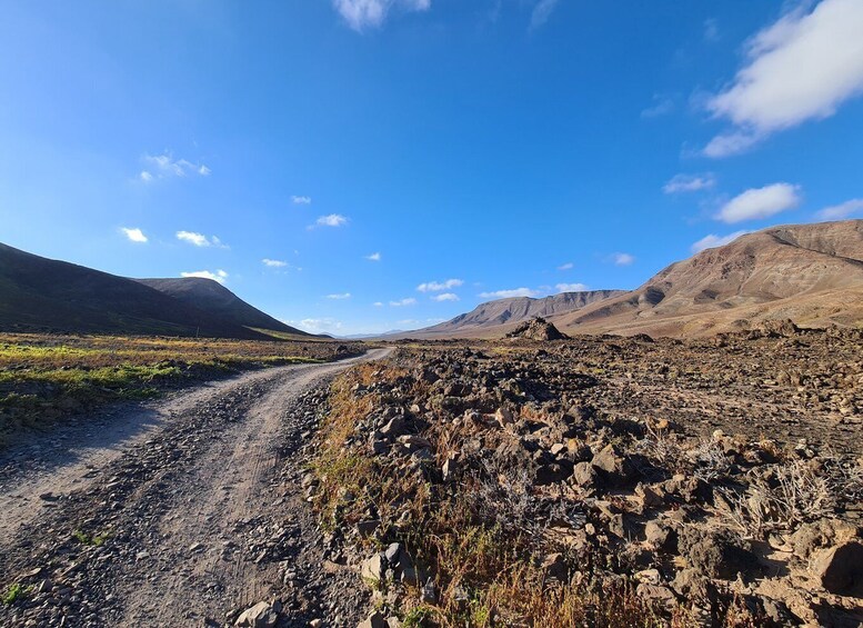 Picture 2 for Activity Fuerteventura south: enduro trips on motocycle/lic. B,A1&2,A