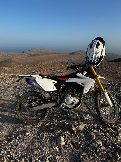 Picture 5 for Activity Fuerteventura south: enduro trips on motocycle/lic. B,A1&2,A