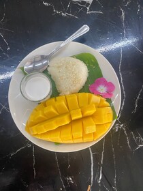 Cours de cuisine thaïlandaise avec visite du jardin du marché