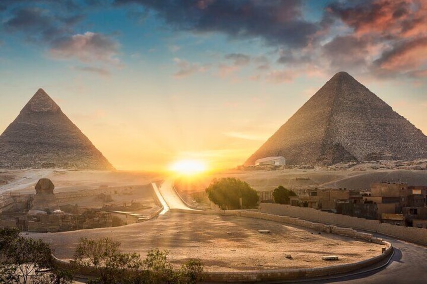 Explore Cairo on a Day Trip by Bus from Sharm el Sheikh