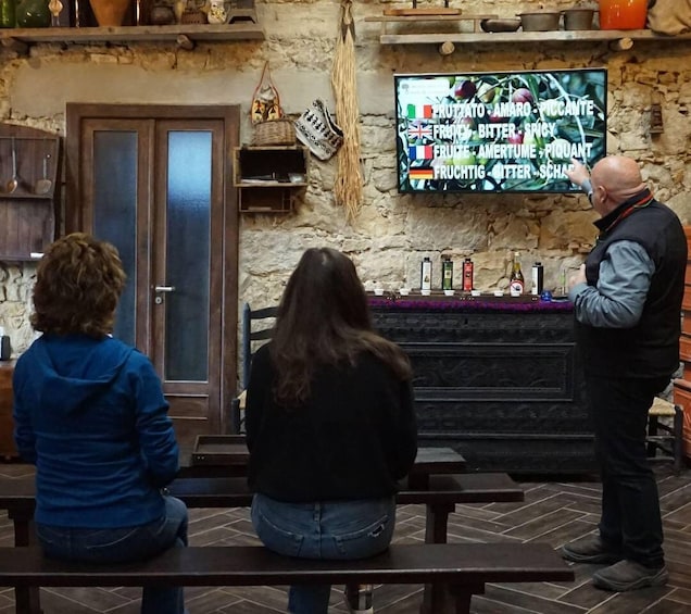 Olive Oil Museum: Extravirgin school - Food & wine tasting