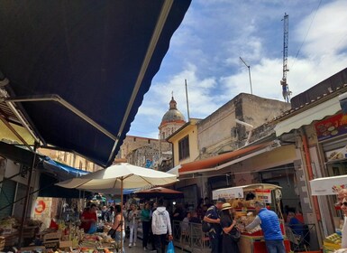 Palermo: Street Food Tour in Ballarò and Vucciria Markets