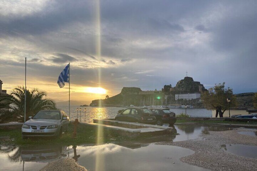 Private Corfu Old Town Guide Tour with Dog