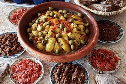 Old local Market visit+Moroccan cooking class with a local family