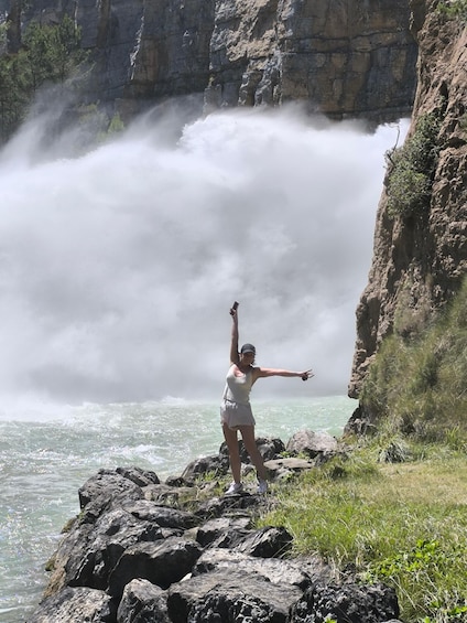 Picture 11 for Activity Valencia: Montanejos Hot Springs & Girlfriend Waterfall Trip