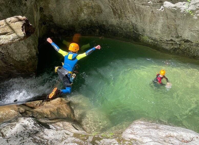 Discovery of canyoning on the Vercors