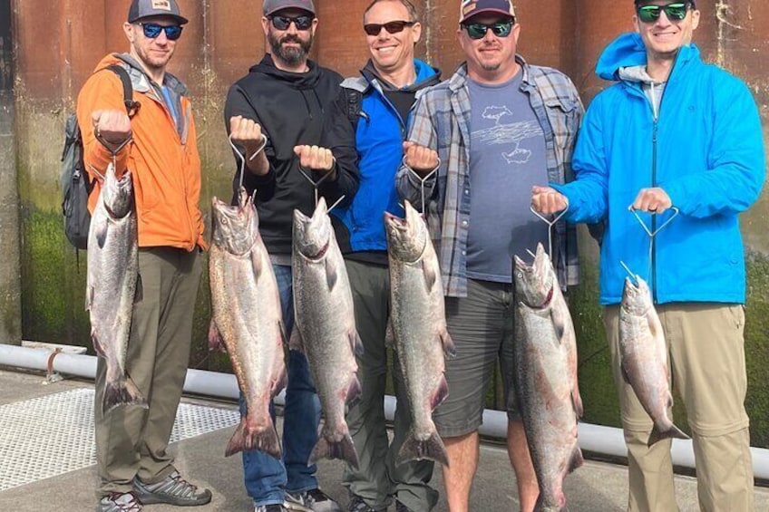 8-Hour Guided Fishing Activity in Portland, Oregon