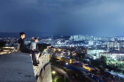 Seoul: Tour a piedi delle gemme nascoste di notte