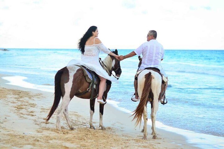 2-Hour Horseback Riding Tour at Sunset from Punta Cana