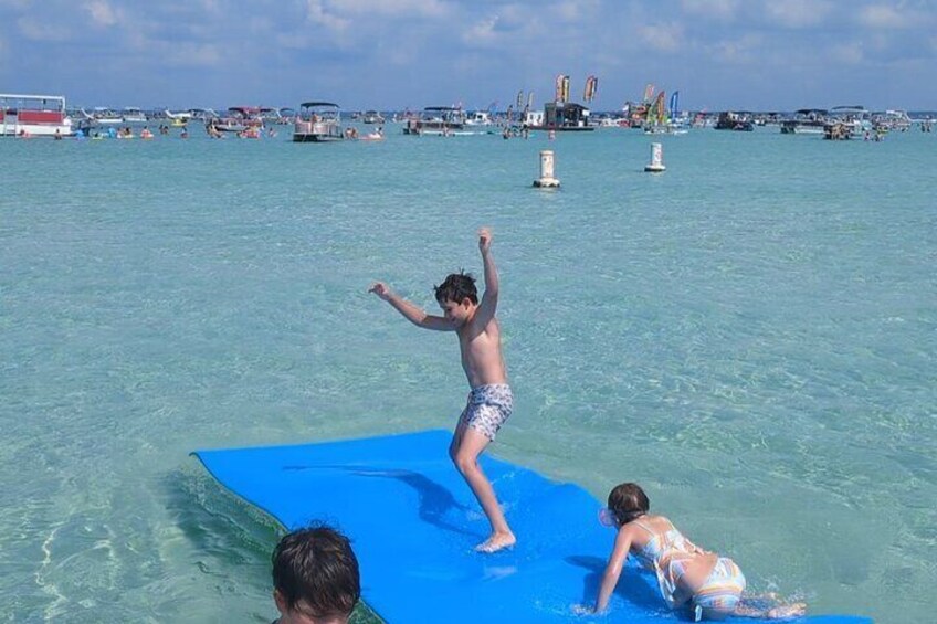 Private Captained Pontoon to Crab Island in Destin 3-6 Hrs.