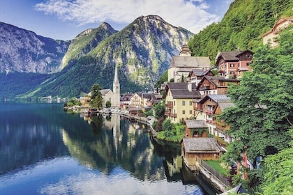 Hallstatt World Heritage Tour, Lake, Ice&Mammoth Cave, individual