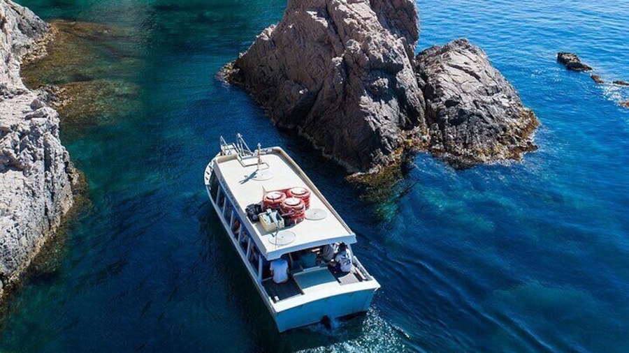Barcelona: Tossa and boat along the Costa Brava. very small group