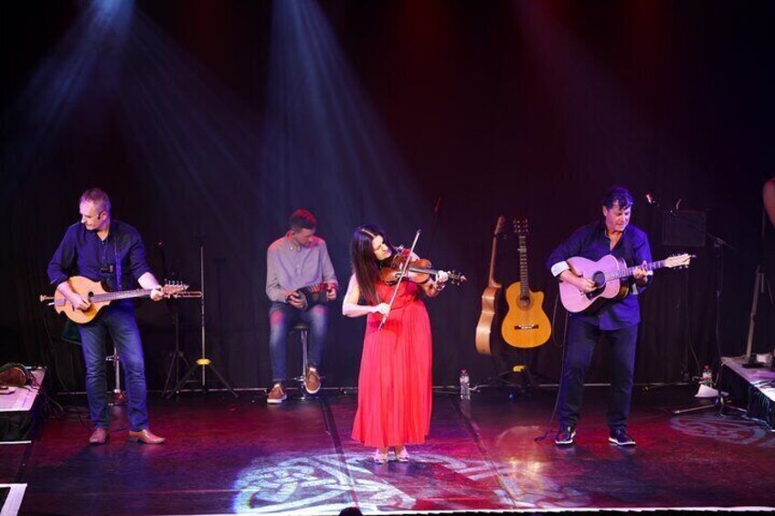 Trad on the Prom Ireland's Best Music, Song & Dance Experience