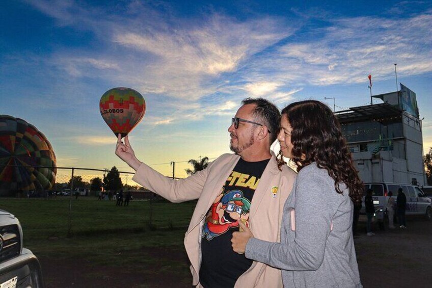 Balloon flight with tour to Teotihuacán from Mexico City