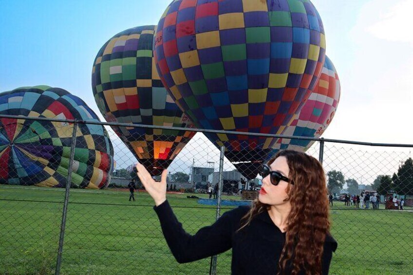 Balloon flight and guided tour to Teotihuacan from Mexico City