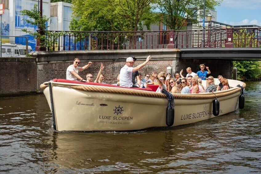 Private Canal Tour Haarlem, your private boat with a captain