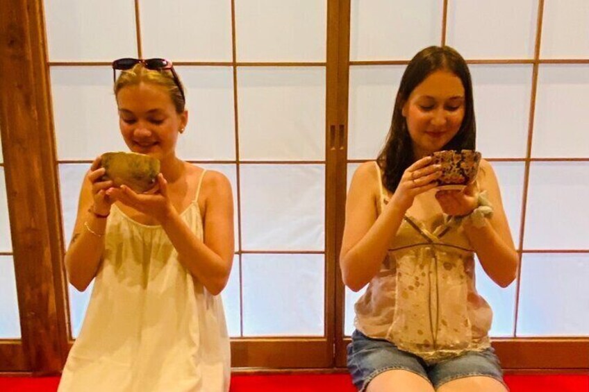 Tea Ceremony Experience in Osaka Doutonbori