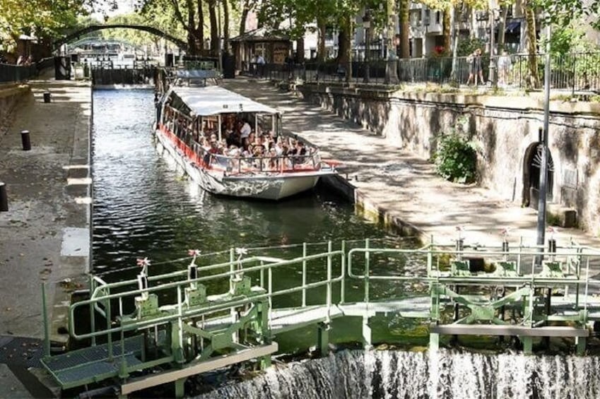 Romantic Cruise "The Old Paris" on the Canal Saint Martin