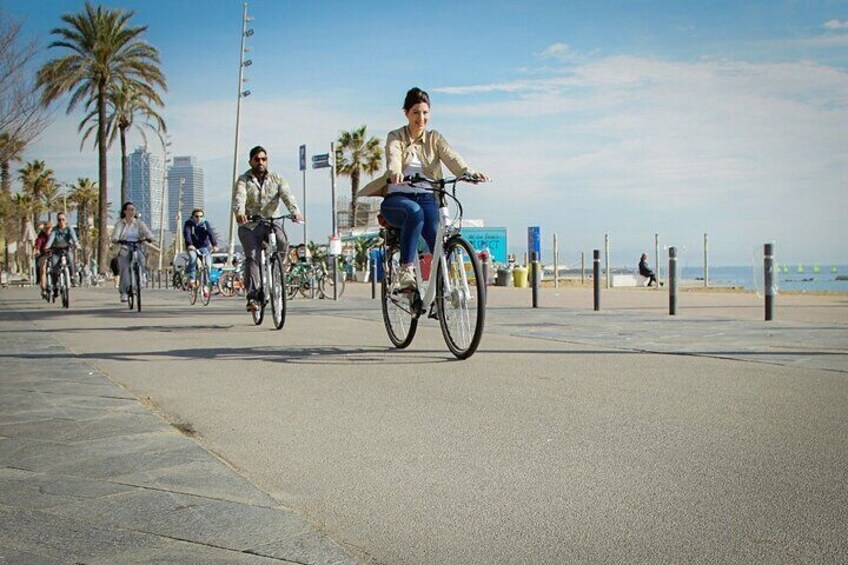 Barcelona Photo Highlights eBike Small Group Tour