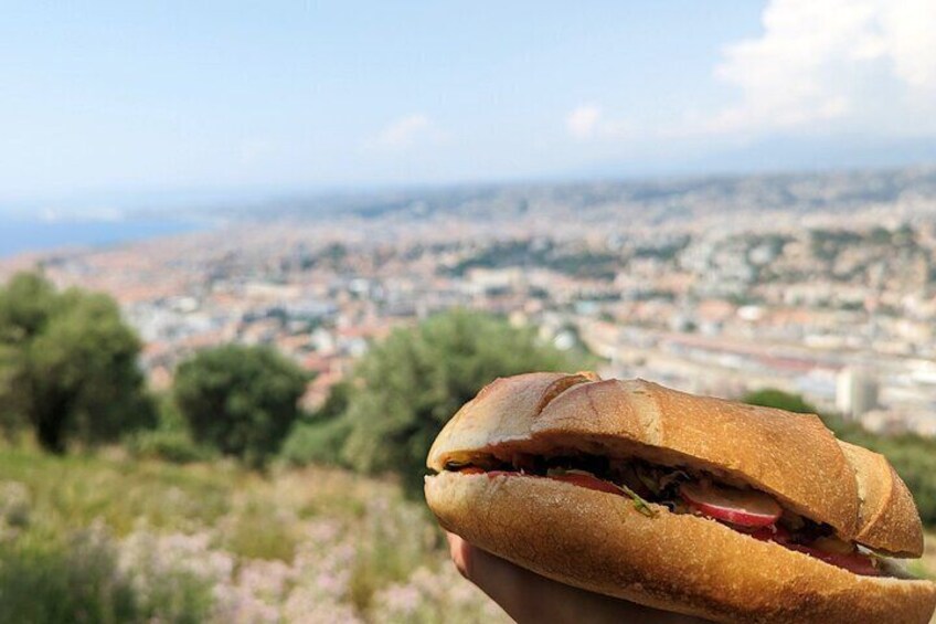 Hike and Panoramic Lunch in Nice