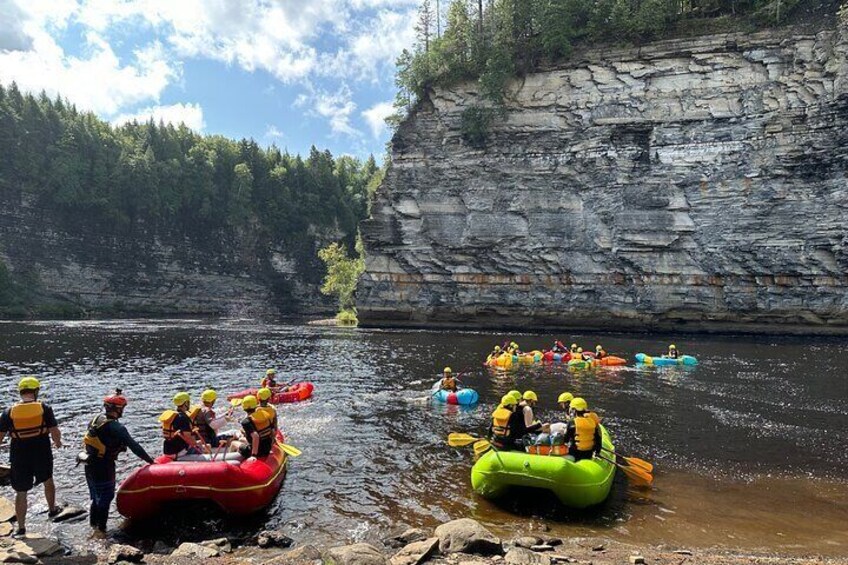 Rafting and kayaking on the Jacques Cartier River