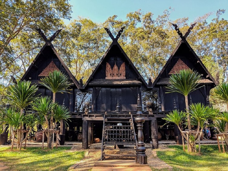 [JOIN TOUR] ChiangRai Temples Tour: White Temple, Blue Temple & Black House