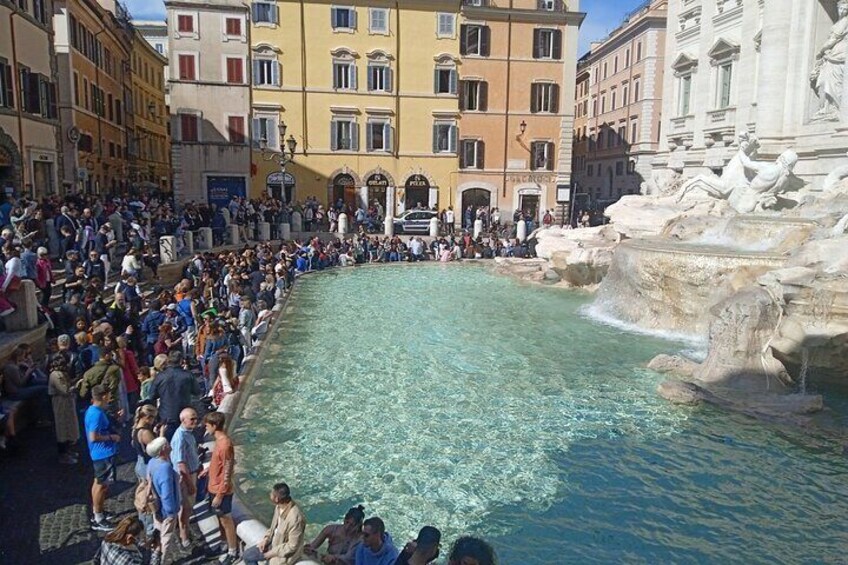 Trevi Fountain