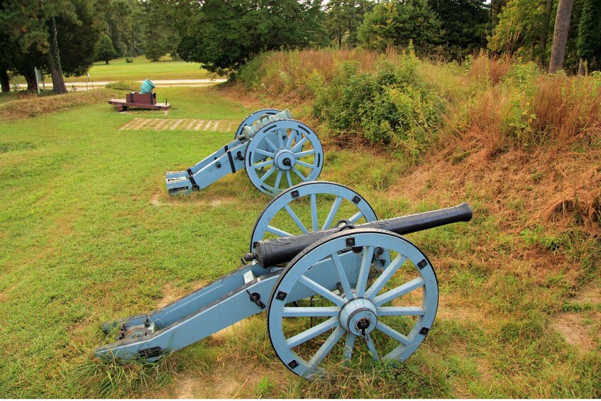 Yorktown Battlefield and Colonial Williamsburg Self-Guided Bundle Tours