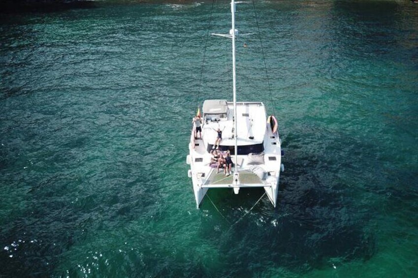 Luxury Catamaran Tour with Tapas & Welcome Drink Max 10-12 Person