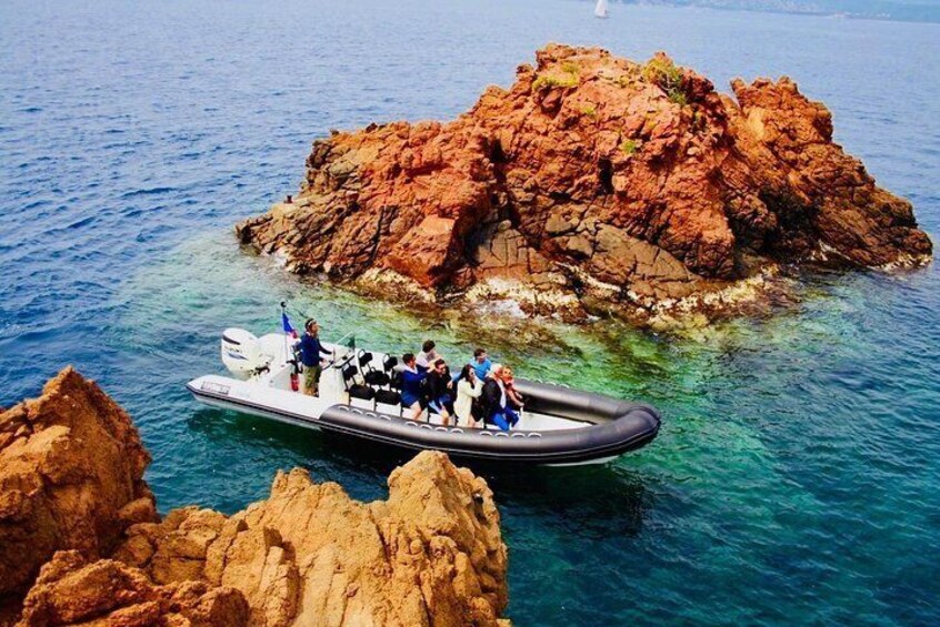 Calanques and red rocks - Departure Saint Raphaël