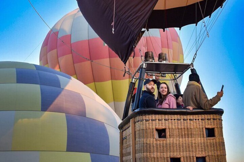 Balloon flight in Teotihuacán + Pick up CDMX + Breakfast in cave.