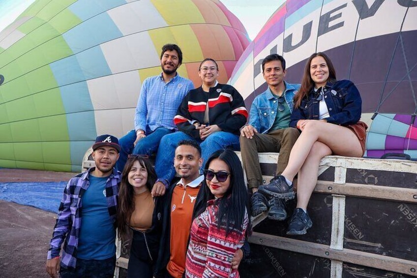 Balloon flight in Teotihuacán + Pick up CDMX + Breakfast in cave.