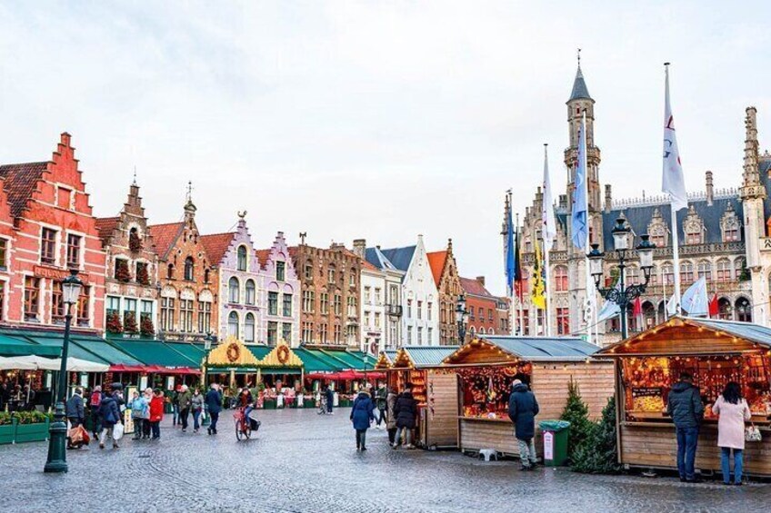 Bruges tour from Paris: Guided private trip & Chocolate Tasting