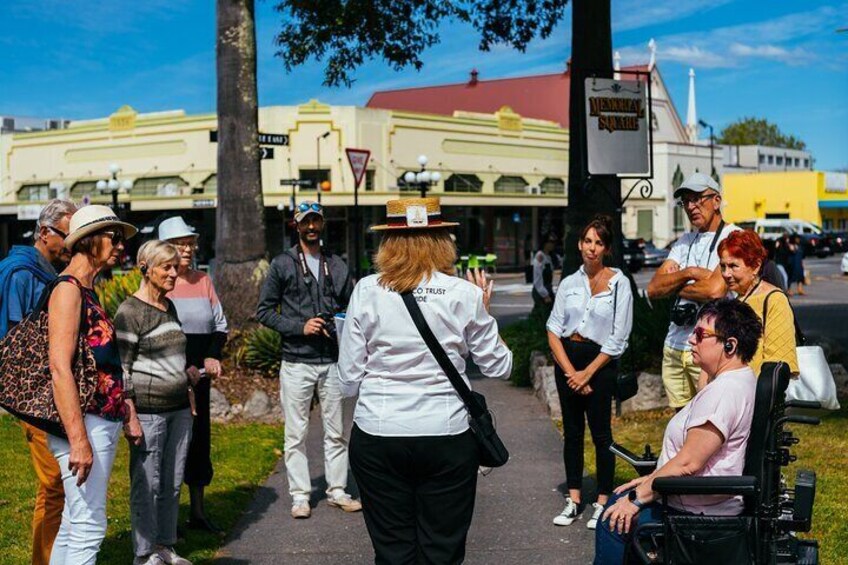 Guided 10am Morning Art Deco Walk From Napier Art Deco Trust